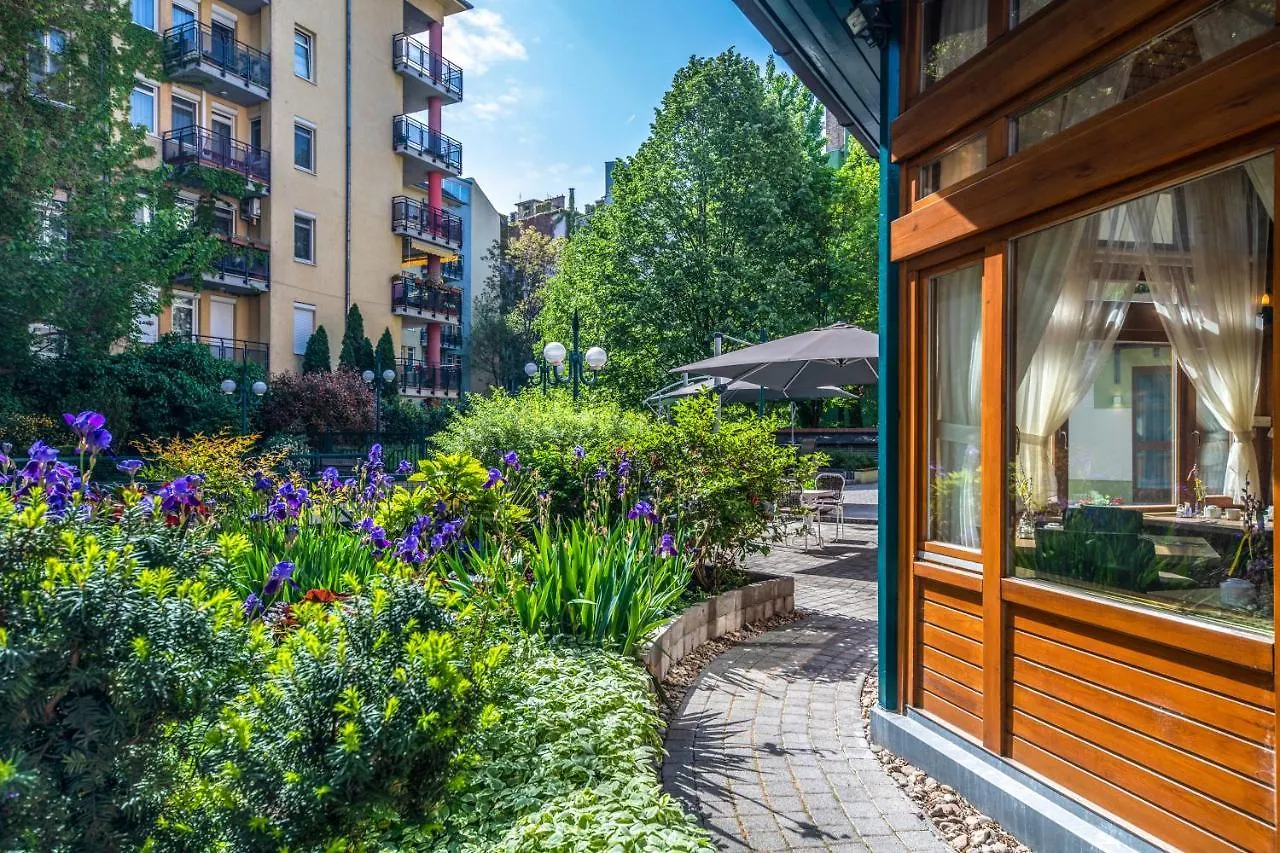 Corvin Hotel Budapest - Sissi-Flügel 3*,  Ungarn