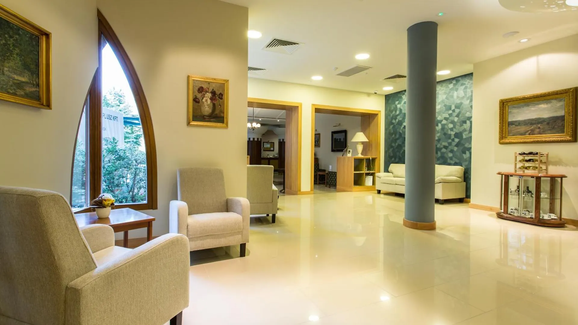 Corvin Hotel Budapest Sissi Wing 3*,
